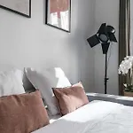 Republique - Charmant Studio - Haystia
